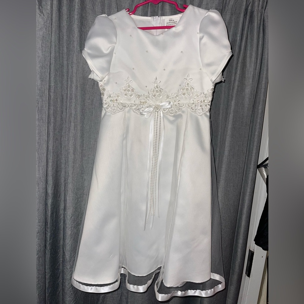 Elegant White Dress with Embroidered Details